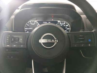 2024 Nissan Rogue — photo 12 view