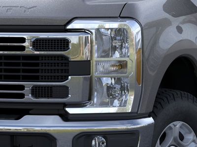 2026 Ford F-250 - Photo 3