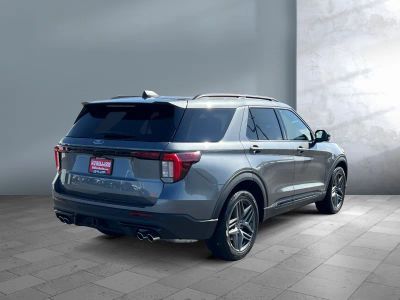 2026 Ford Explorer - Photo 6