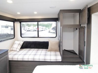2027 Venture RV Campbound Platinum - Photo 40
