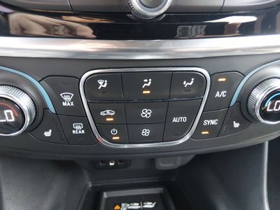 2023 Chevrolet Traverse — photo 18 view