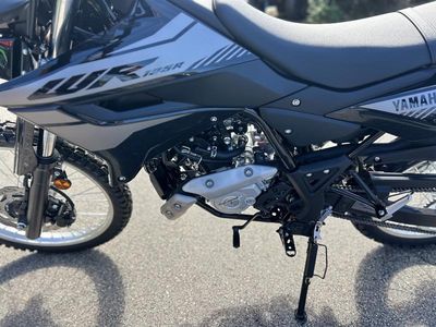 2026 Yamaha WR125R - Photo 12