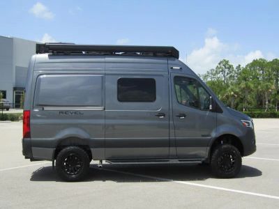 2025 Winnebago REVEL - Photo 18