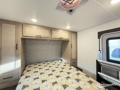 2025 Ember RV E-Series - Photo 12