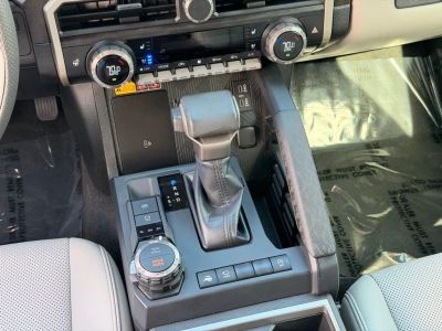 2024 Toyota Tacoma - Photo 15