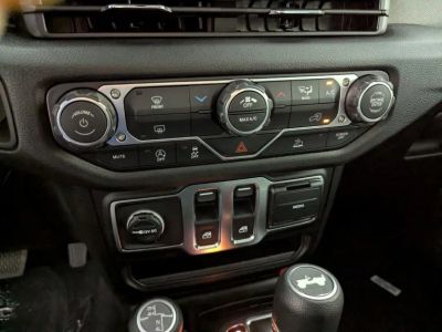 2026 Jeep Wrangler — photo 20 view