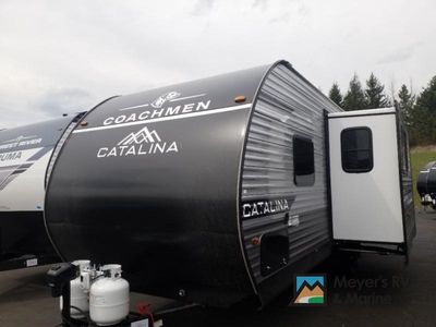 2026 Coachmen RV Catalina Summit Series 8 - Photo 5