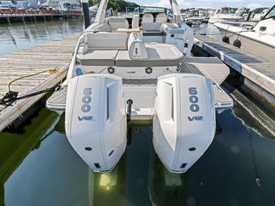 2025 Sea Ray SLX 400 Outboard - Photo 6