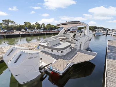 2025 Sea Ray SLX 400 Outboard - Photo 7