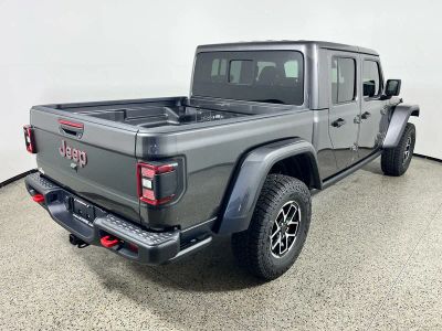 2026 Jeep Gladiator — detail view