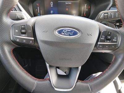 2024 Ford Escape — photo 12 view
