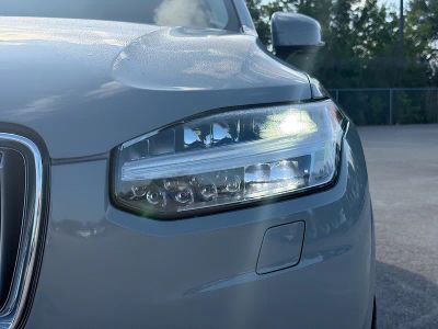 2024 Volvo XC90 — photo 9 view