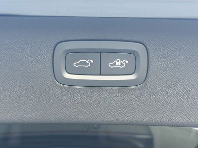 2024 Volvo XC90 — photo 13 view