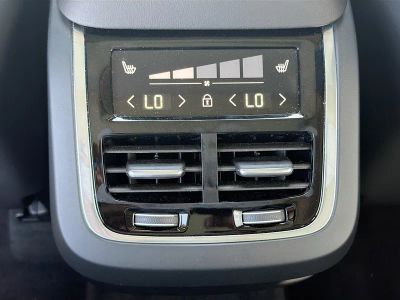 2024 Volvo XC90 — photo 20 view