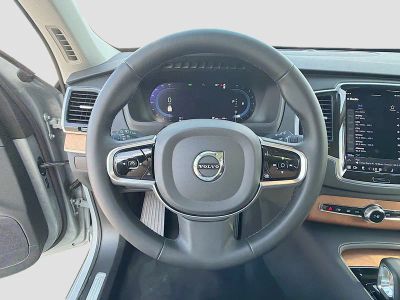 2024 Volvo XC90 — photo 38 view