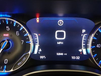 2023 Chrysler Pacifica — photo 14 view