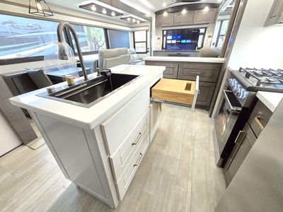 2026 Jayco BIGHORN — photo 15 view