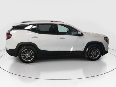 2024 GMC Terrain — photo 8 view