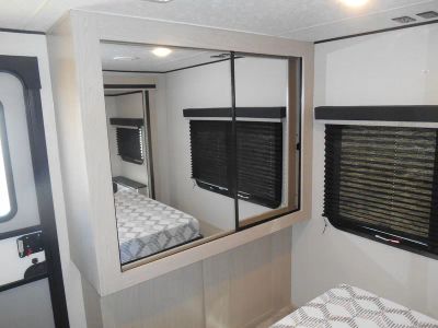 2023 Coachmen Apex Ultra-Lite - Photo 17