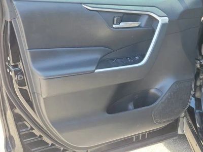 2023 Toyota RAV4 — photo 23 view