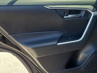 2023 Toyota RAV4 — photo 13 view