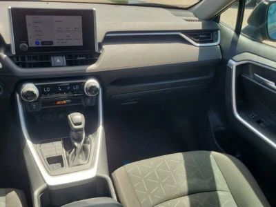 2023 Toyota RAV4 — photo 17 view