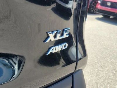 2023 Toyota RAV4 — photo 9 view