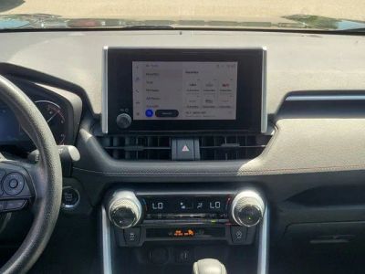 2023 Toyota RAV4 — photo 18 view