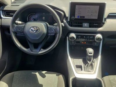 2023 Toyota RAV4 — photo 16 view