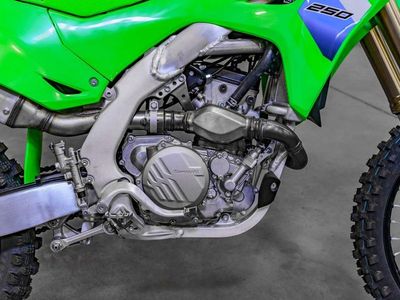 2026 Kawasaki KX250 - Photo 11