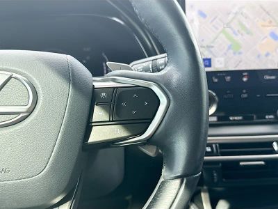 2023 Lexus RX — photo 40 view