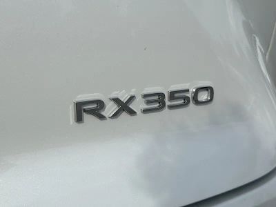 2023 Lexus RX — photo 11 view
