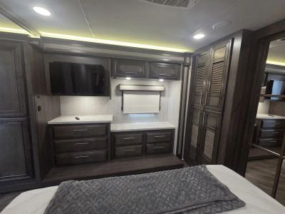 2024 Entegra Coach Emblem - Photo 17