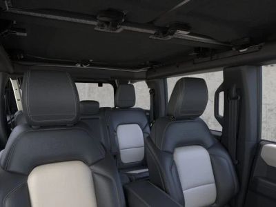 2026 Ford Bronco — photo 12 view