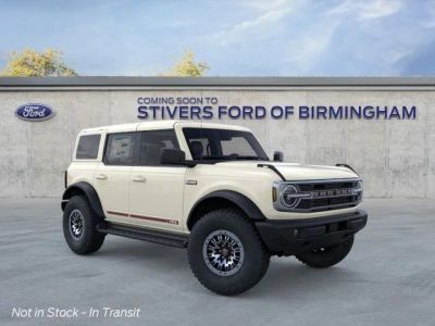2026 Ford Bronco Outer Banks in Wimbledon White — front three-quarter view