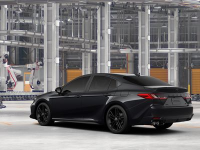 2026 Toyota Camry - Photo 6