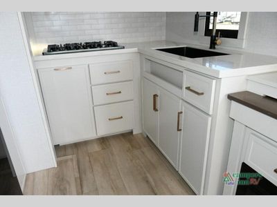 2026 Brinkley Model I - Photo 15