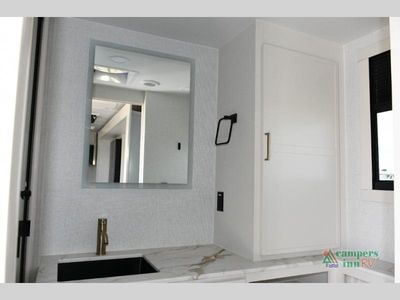 2026 Brinkley Model I - Photo 23