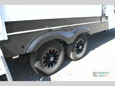 2026 Brinkley Model I - Photo 32