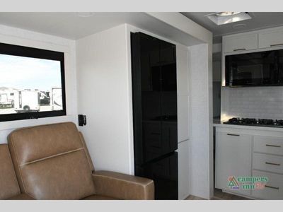 2026 Brinkley Model I - Photo 11