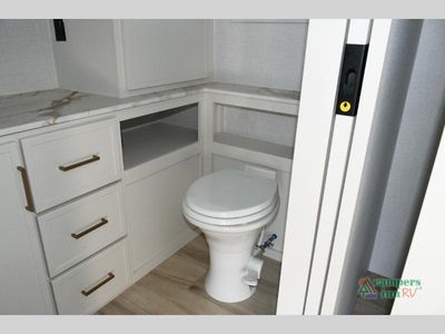 2026 Brinkley Model I - Photo 26