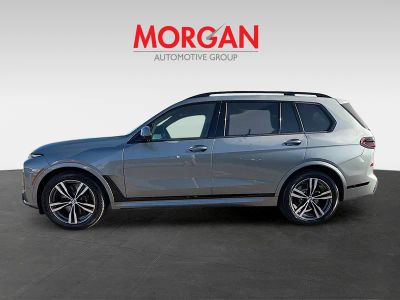 2026 BMW X7 — engine compartment view
