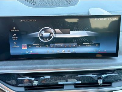 2026 BMW X7 — photo 37 view