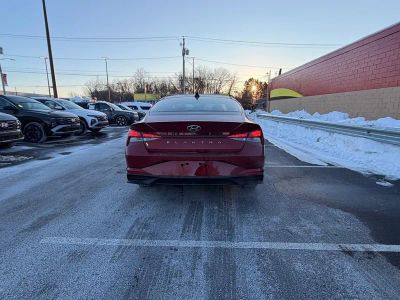 2023 Hyundai Elantra SEL - Photo 5