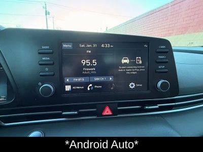 2023 Hyundai Elantra SEL - Photo 13