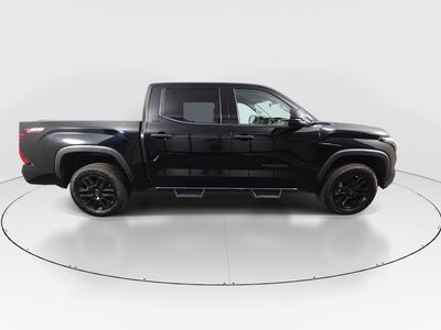 2023 Toyota Tundra 4WD — photo 8 view