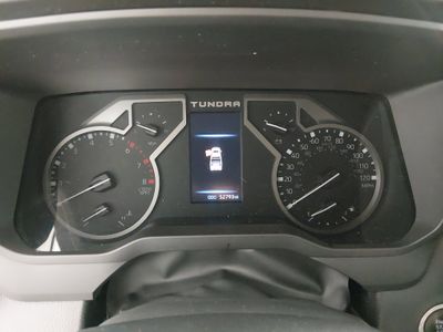 2023 Toyota Tundra 4WD — photo 14 view