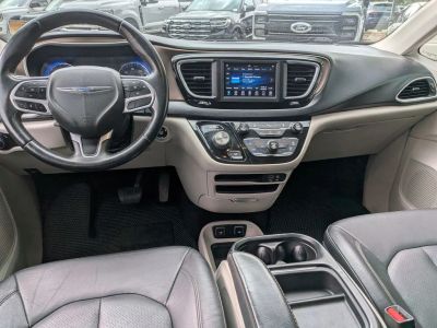 2018 Chrysler Pacifica - Photo 25