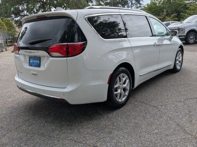 2018 Chrysler Pacifica - Photo 5
