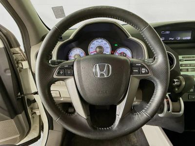 2011 Honda Pilot — photo 9 view